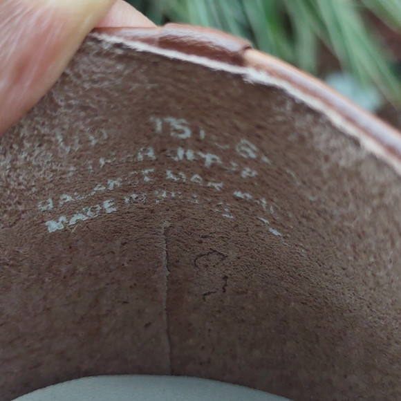 Trotters "Liz" Weaved Leather Slip-on Loafers in Brown - Picture 14 of 17